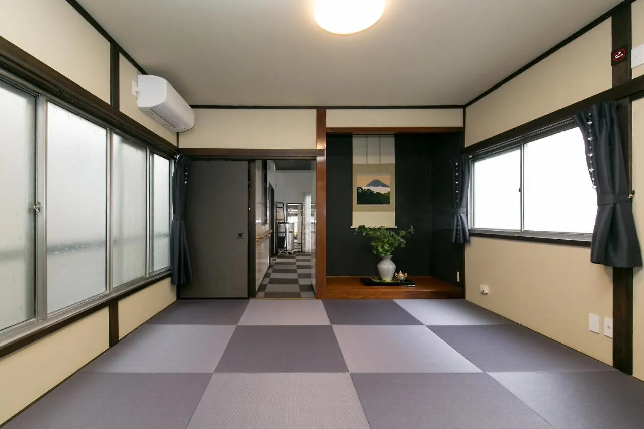 Modern Japanese Style House Mineo Shoten Tokyo